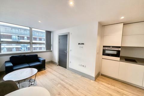 Studio to rent, Mercantile House, Uxbridge, Greater London