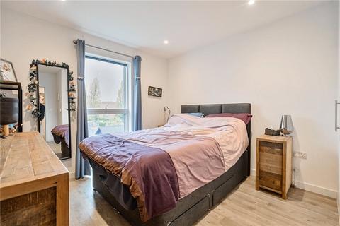 1 bedroom apartment for sale, 11 Station Approach, London