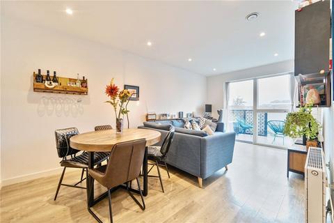 1 bedroom apartment for sale, 11 Station Approach, London