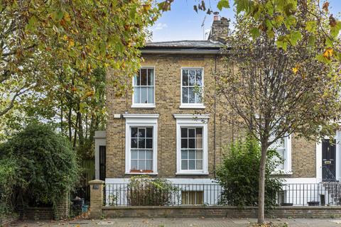 3 bedroom apartment for sale, Downham Road, London, N1