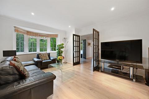 6 bedroom detached house for sale, Leavesden Road, Stanmore