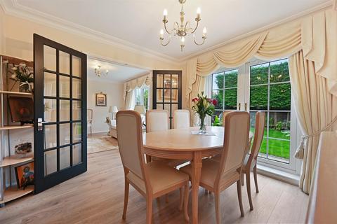 6 bedroom detached house for sale, Leavesden Road, Stanmore