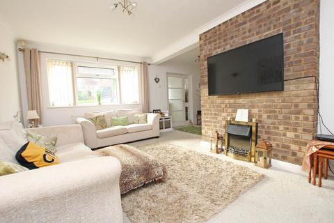 4 bedroom detached house for sale, Downside Close, Eastbourne, BN20 8EL