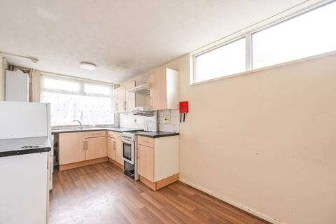 37 Atkinson Road, London, E16 3LP
