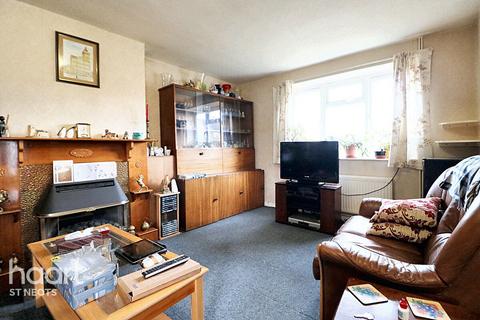 3 bedroom end of terrace house for sale, Riversmead, St Neots