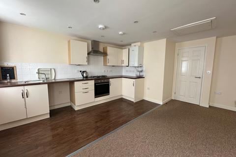 2 bedroom flat to rent, High Street  Fareham  UNFURNISHED