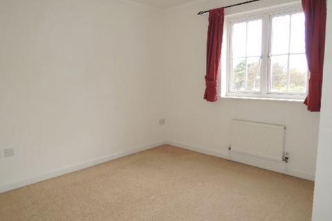 2 bedroom flat to rent, TOWN CENTRE