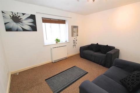 2 bedroom flat for sale, Benhill Road, Sutton SM1