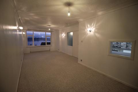 3 bedroom property to rent, High Wycombe HP13