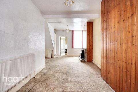 1 bedroom terraced house for sale, Tennyson Road, Stratford