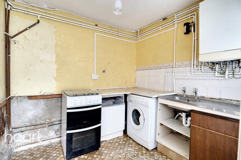 1 bedroom terraced house for sale, Tennyson Road, Stratford