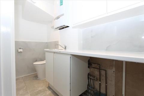 3 bedroom house to rent, Orpington Gardens, London, N18