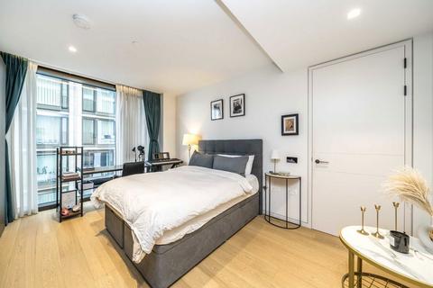 2 bedroom flat to rent, Casson Square, London SE1