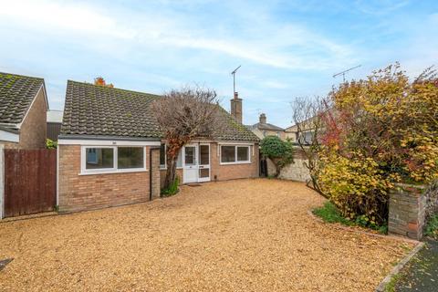 3 bedroom detached bungalow to rent, Chapel Street, Newmarket CB8