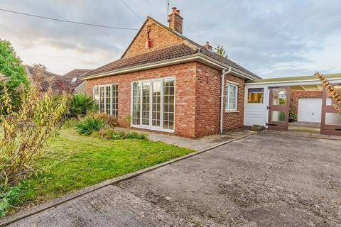 3 bedroom detached bungalow for sale, Charming bungalow with views over Cleeve's countryside