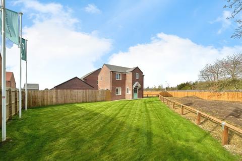 3 bedroom detached house for sale, Middlefield Lane , Gainsborough