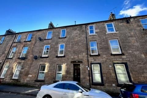 2 bedroom apartment to rent, Bruce Street, Stirling FK8