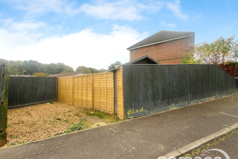 11 Bolton Crescent, Basingstoke, RG22 6AZ