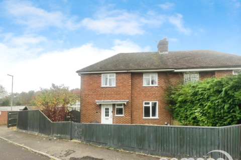 3 bedroom semi-detached house for sale, Bolton Crescent, Basingstoke, Hampshire