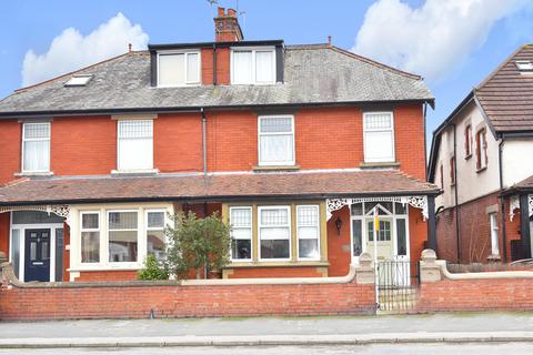 4 bedroom semi-detached house for sale, Roseville Road, Harrogate