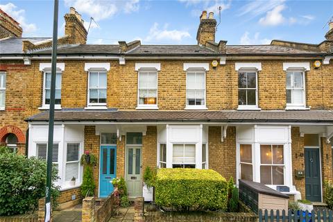 3 bedroom terraced house for sale, Avenue Road, Hampton