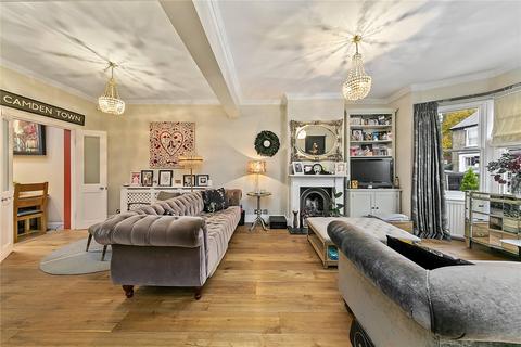 27 Avenue Road, Hampton, TW12 2BH