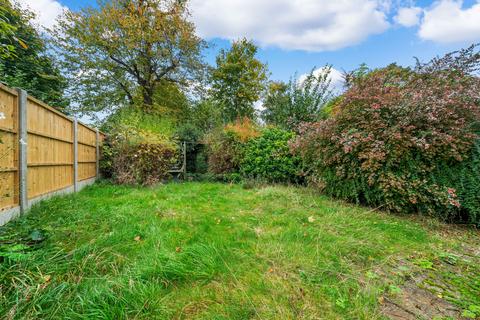 4 bedroom semi-detached house for sale, Claydon Drive, Beddington