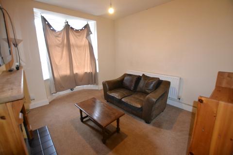 2 bedroom end of terrace house for sale, Lambert Road, Leicester LE3