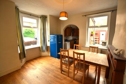 2 bedroom end of terrace house for sale, Lambert Road, Leicester LE3