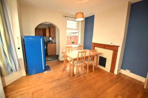 2 bedroom end of terrace house for sale, Lambert Road, Leicester LE3