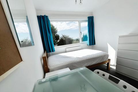 undefined, Hovenden Close, Kent CT2