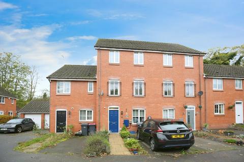 12 Merevale Road, Atherstone, CV9 2PR