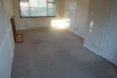 3 bedroom terraced house to rent, Coxwold Drive, Darlington, County Durham