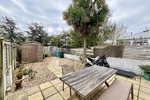 3 bedroom end of terrace house for sale, St. Margarets Road, Poole