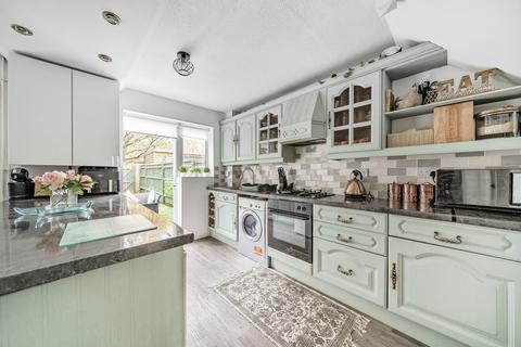 undefined, The Fieldings, Surrey GU21