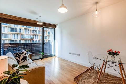 1 bedroom apartment to rent, Amelia Street