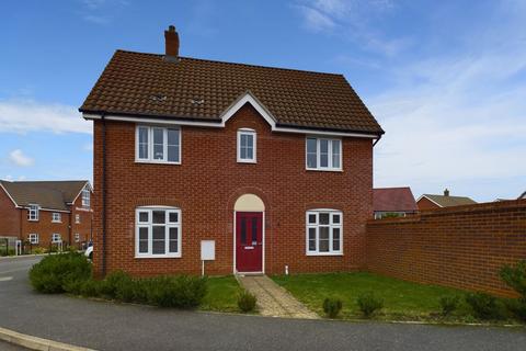 3 bedroom semi-detached house for sale, Binyon Close, Stowmarket IP14