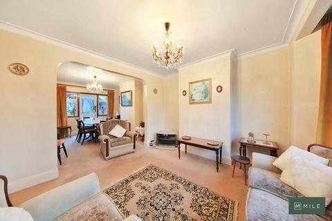 3 bedroom terraced house for sale, North Circular Road, London NW2