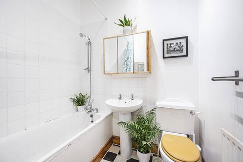 Flat 11, 1 Downs Road, London, E5 8QJ