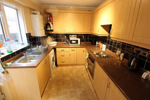 4 bedroom terraced house to rent, Pansy Road