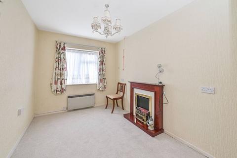 2 bedroom flat for sale, Church Lane, Hendon, London, NW4