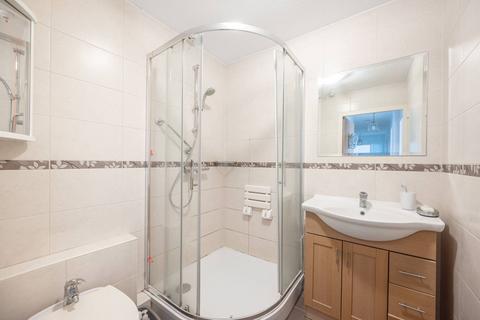 2 bedroom flat for sale, Church Lane, Hendon, London, NW4