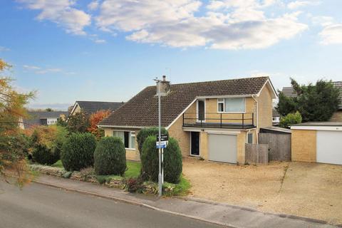 3 bedroom detached house for sale, The Beeches, Melksham SN12