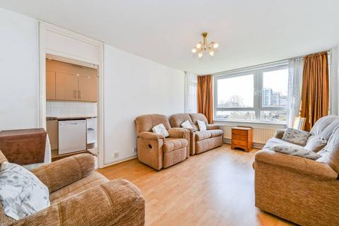 2 bedroom flat to rent, Fermain Court, Islington, London, N1