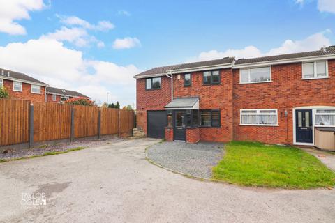 3 bedroom end of terrace house for sale, Torside, Wilnecote