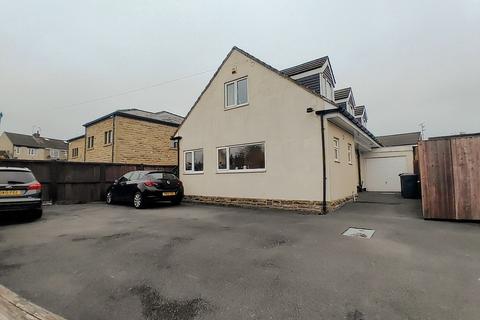 3 bedroom detached bungalow for sale, Bradford Road, Clayton