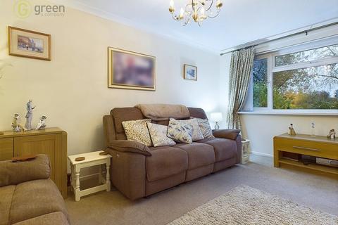 25 Mildenhall, Tamworth, B79 8RU