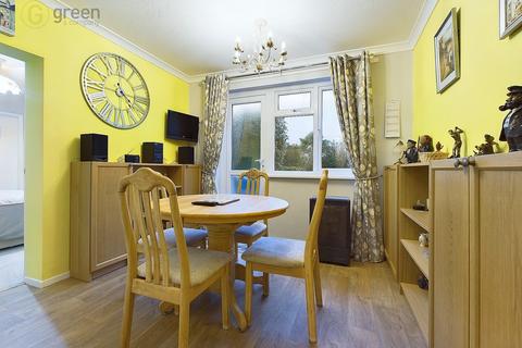 25 Mildenhall, Tamworth, B79 8RU