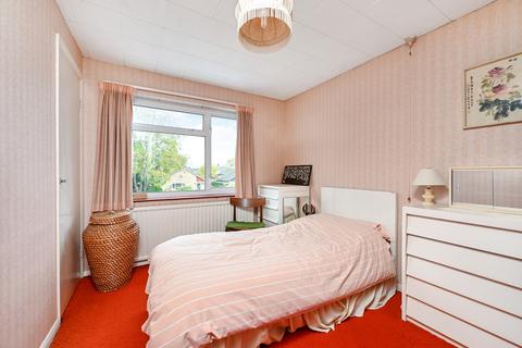 18 Ashley Drive, Blackwater, Camberley, GU17 0PR