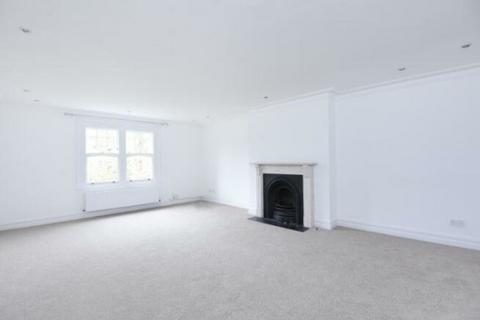 2 bedroom apartment to rent, Thornhill Court, Crescent Road , Crouch End